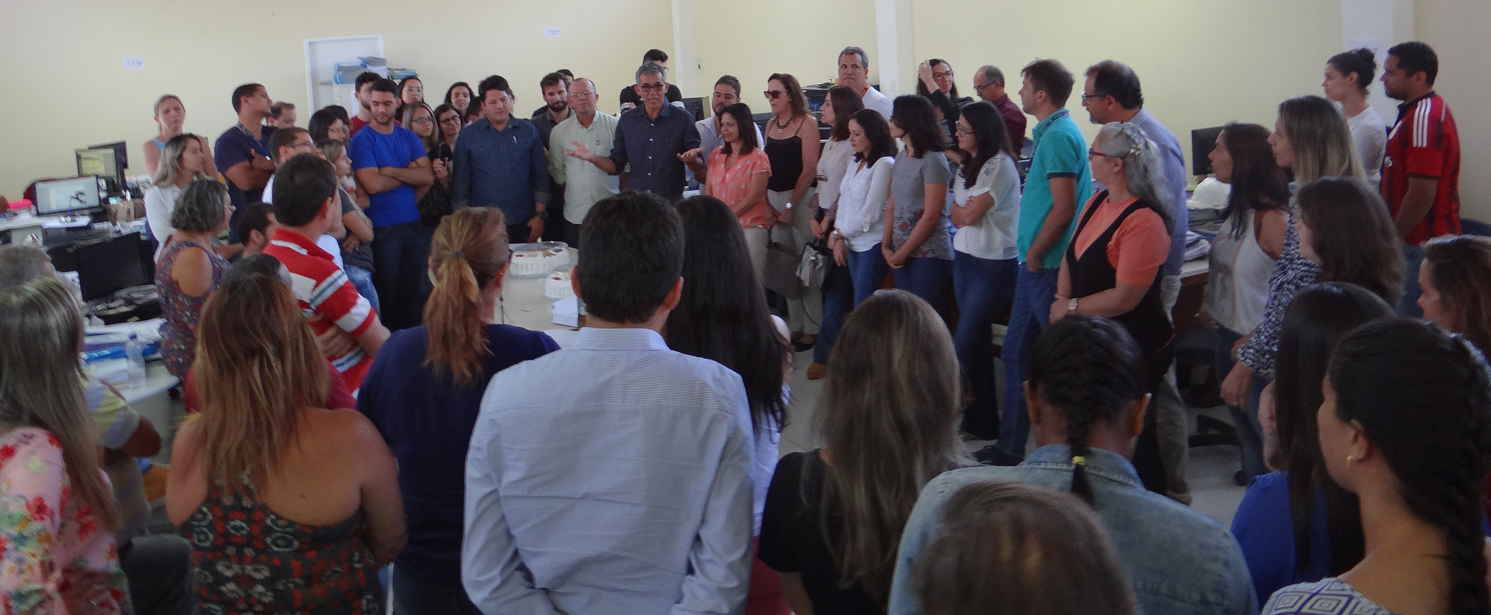 Manhã de comunhão marca despedida de dois funcionários da Adema