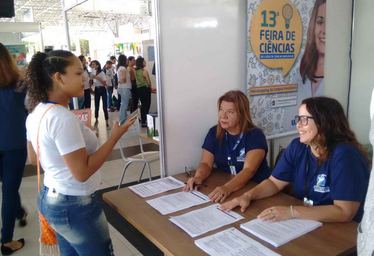 Adema participa da 13° Feira de Ciências Biológicas da Universidade Tiradentes