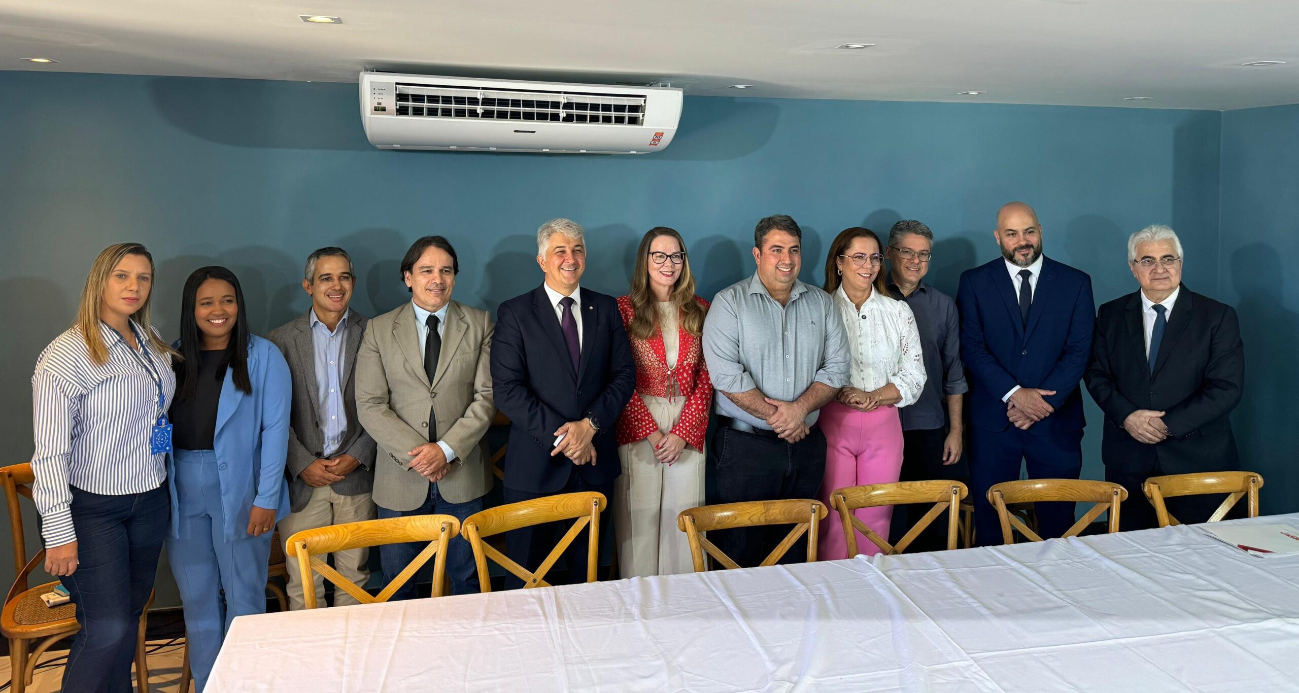 Adema participa da entrega dos planos de recuperação de áreas degradadas de doze municípios elaborados pela Desenvolve-SE